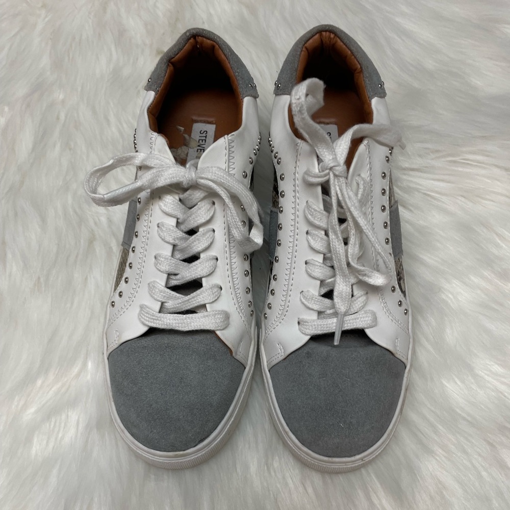 | Steve Madden | Annita Sneaker. Size 8. - Picture 4 of 7